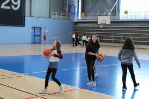 IMG 2025 - CM2 - Initiation Basket
