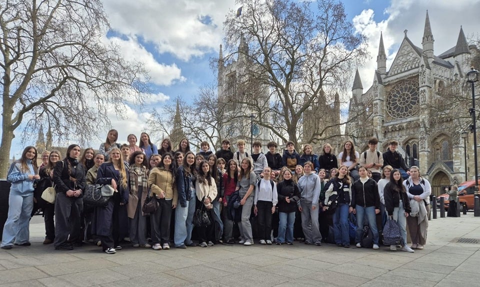 Sejour en Angleterre Friday in London 1 1223492226448738 - Actualités