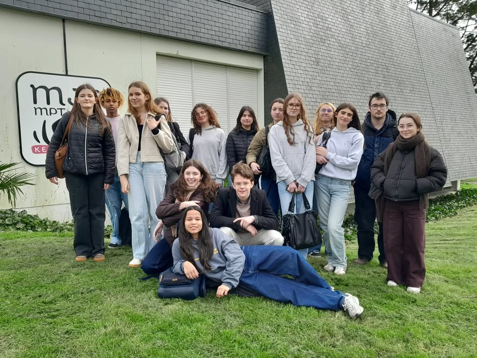 Ce vendredi 6 mars les eleves de seconde Livres 1 1533122852152339 - Le lycée